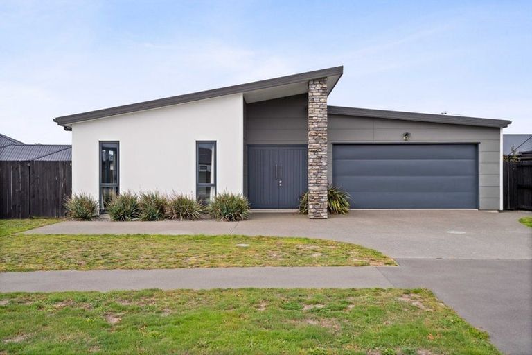 Photo of property in 22 Leader Street, Marshland, Christchurch, 8083