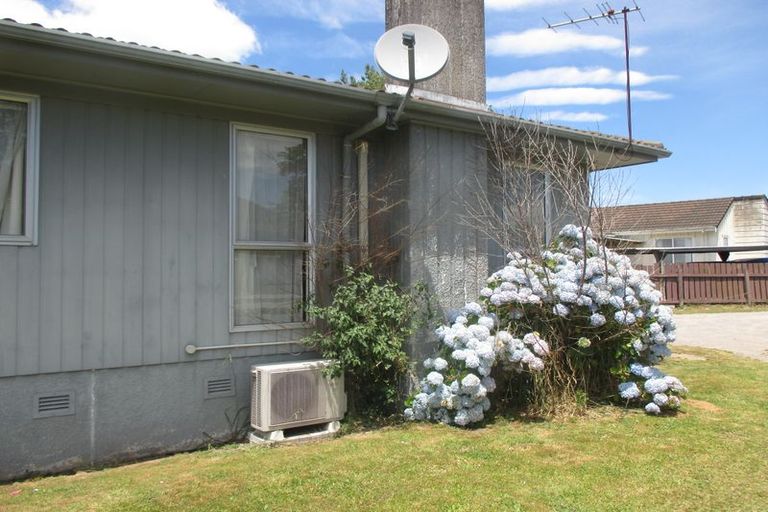 Photo of property in 19 Tania Crescent, Western Heights, Rotorua, 3015