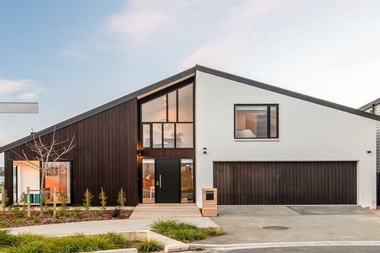 Photo of property in 34 Nevill Road, Hobsonville, Auckland, 0616