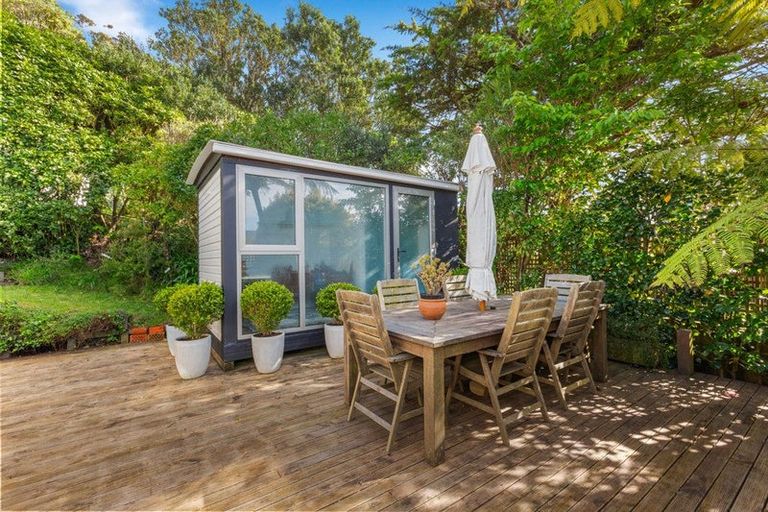 Photo of property in 8 Katarina Grove, Tawa, Wellington, 5028