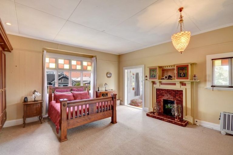 Photo of property in 3 Peel Street, Mornington, Dunedin, 9011