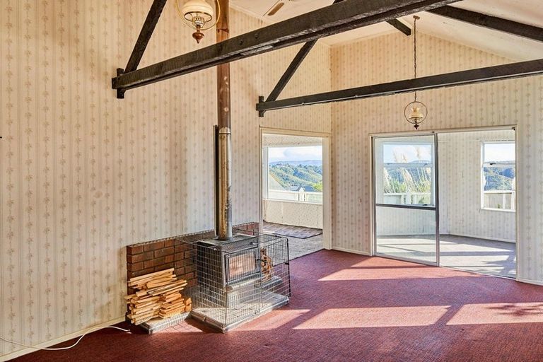 Photo of property in 11 Lauderdale Road, Papakowhai, Porirua, 5024