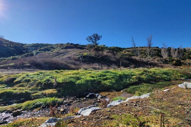 Photo of property in 16 Pohutukawa Place, Pohara, Takaka, 7183