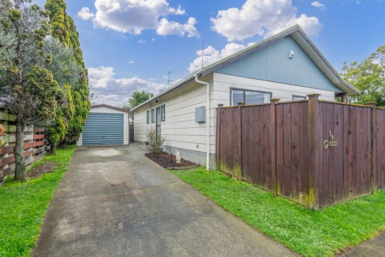 Photo of property in 59 Raglan Avenue, Cloverlea, Palmerston North, 4412