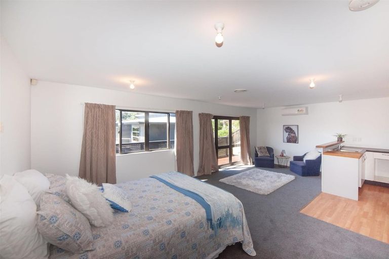 Photo of property in 47 Hawtrey Terrace, Churton Park, Wellington, 6037