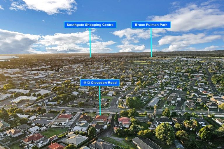Photo of property in 1/13 Clevedon Road, Papakura, 2110