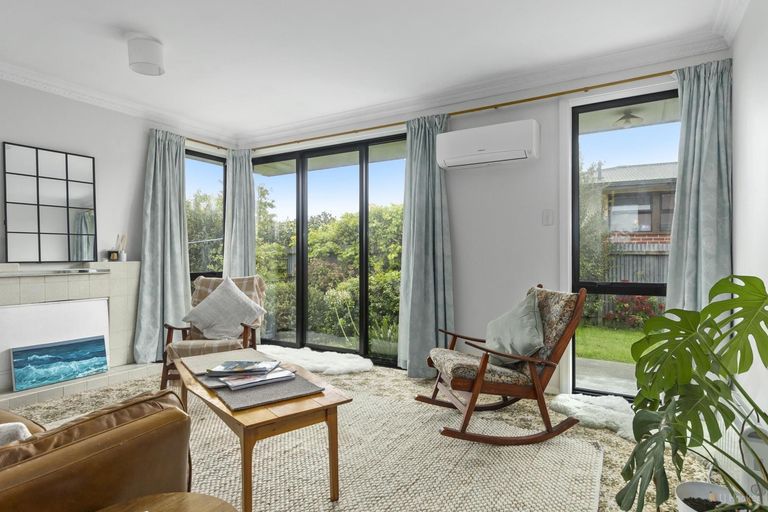 Photo of property in 4 Kowhai Street, Highfield, Timaru, 7910