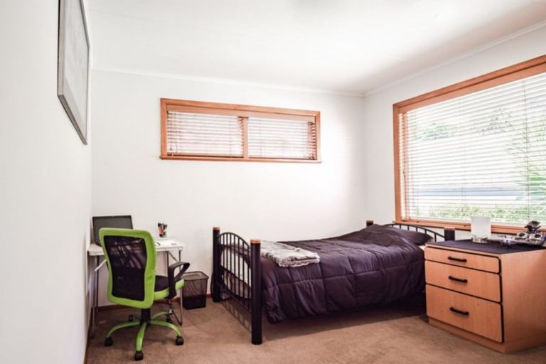 Photo of property in 70a Sutherland Road, Brookfield, Tauranga, 3110