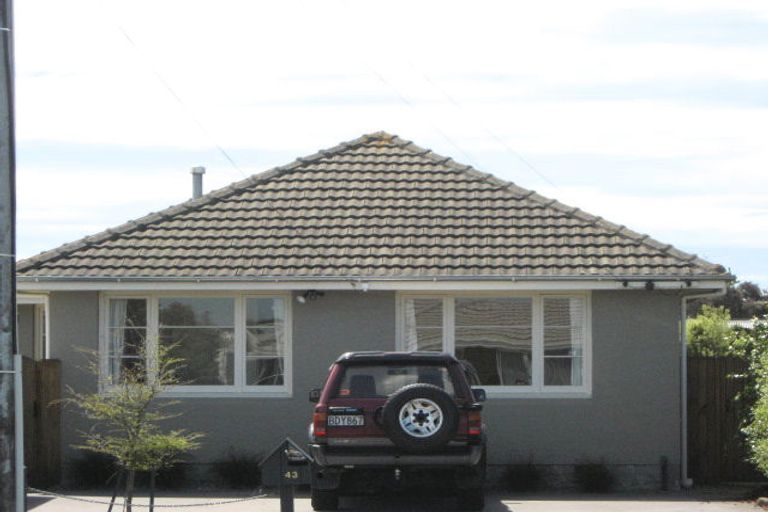 Photo of property in 43 Daniels Road, Redwood, Christchurch, 8051