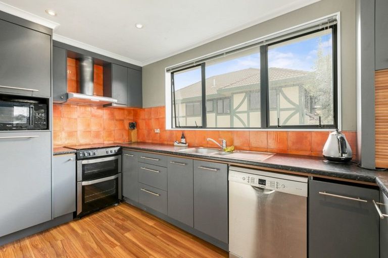 Photo of property in 283 Oceanbeach Road, Mount Maunganui, 3116