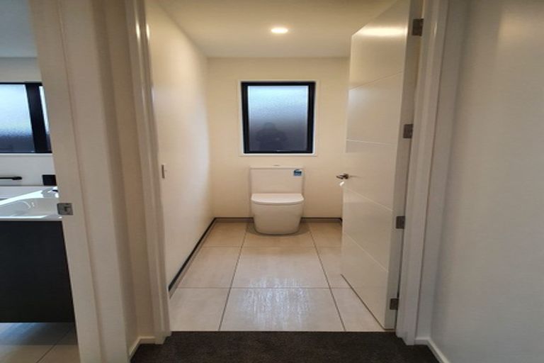 Photo of property in 2 Horomaka Street, Pegasus, 7612