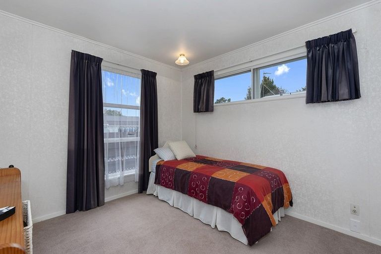 Photo of property in 40 Rutherford Street, Chedworth, Hamilton, 3210