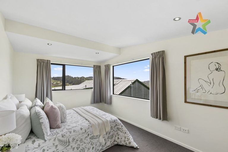 Photo of property in 111 Allington Road, Karori, Wellington, 6012