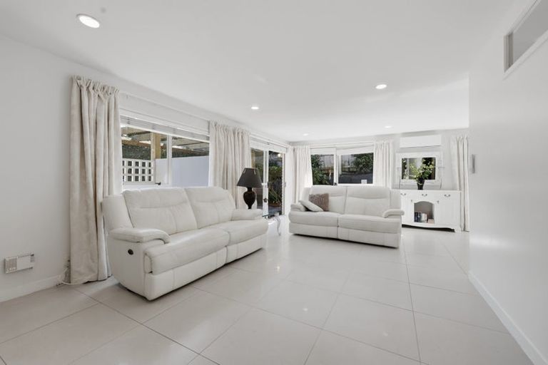 Photo of property in 19a Sydney Street, Hauraki, Auckland, 0622