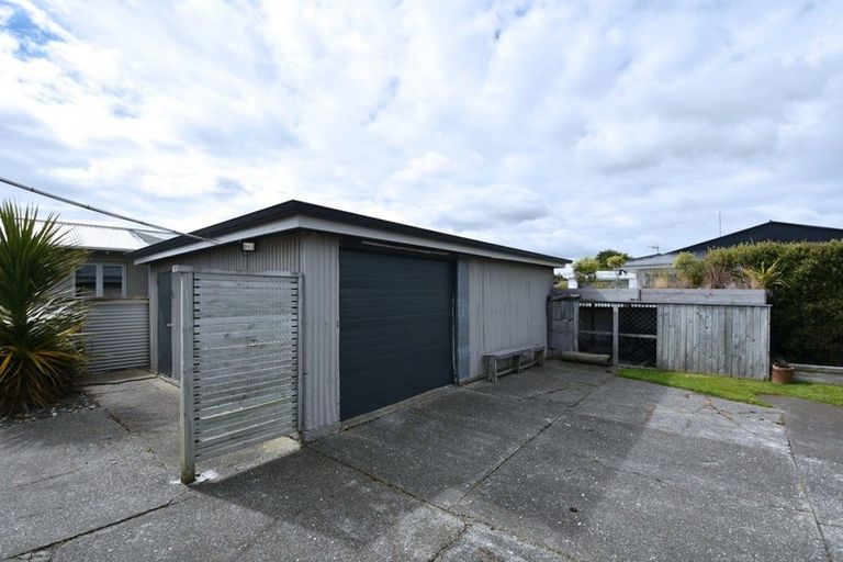 Photo of property in 65 Dudley Street, Grasmere, Invercargill, 9810