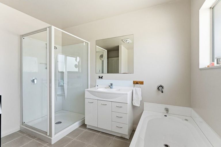 Photo of property in 3 Huxley Street, Pahiatua, 4910