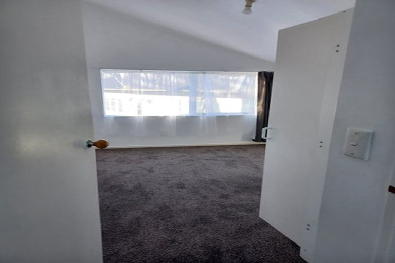 Photo of property in 1 Corlett Street, Johnsonville, Wellington, 6037