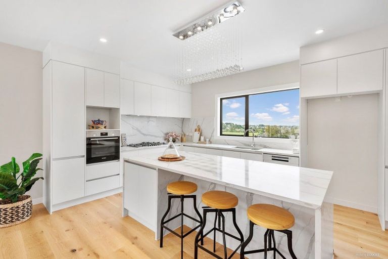 Photo of property in 72 Anselmi Ridge Road, Pukekohe, 2120