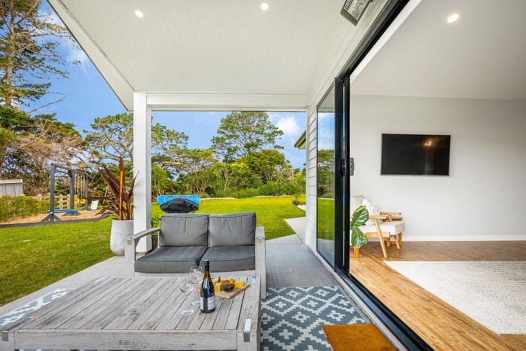 Photo of property in 3 Awatiro Drive, Kaukapakapa, 0871