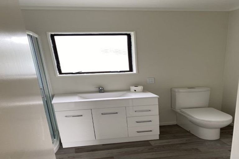 Photo of property in 103a Arawhata Road, Paraparaumu, 5032