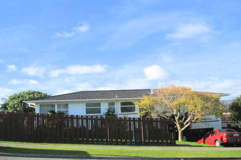 Photo of property in 24 Taieri Crescent, Kelson, Lower Hutt, 5010