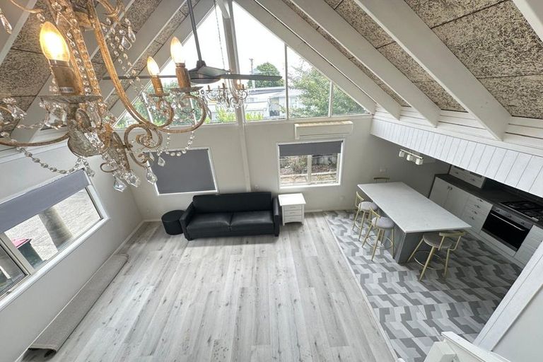 Photo of property in 47a Taikata Road, Te Atatu Peninsula, Auckland, 0610