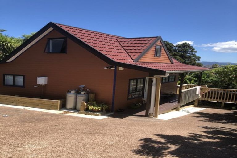 Property details for 2/177 Blockhouse Road, Avondale, Auckland, 0600