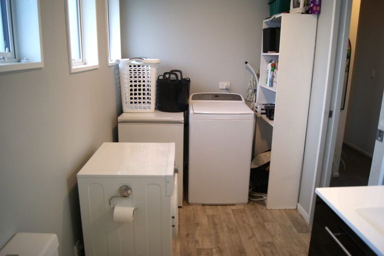 Photo of property in 78 Thurleigh Grove, Karori, Wellington, 6012