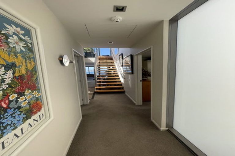 Photo of property in Patent 326 Apartments, 503s/326 Evans Bay Parade, Hataitai, Wellington, 6021