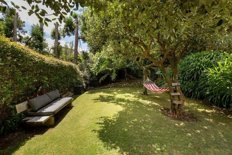 Photo of property in 212 Bellevue Road, Bellevue, Tauranga, 3110