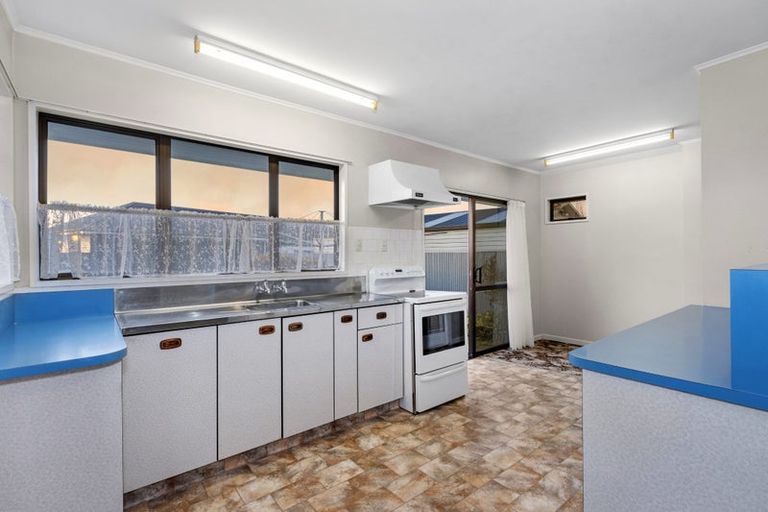 Photo of property in 10 Mappleton Avenue, Burnside, Christchurch, 8053