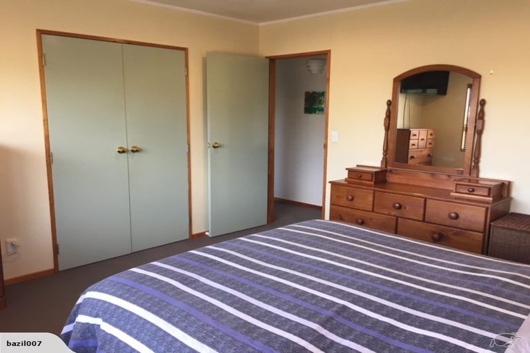 Photo of property in 22 Dover Road, St Andrews, Hamilton, 3200