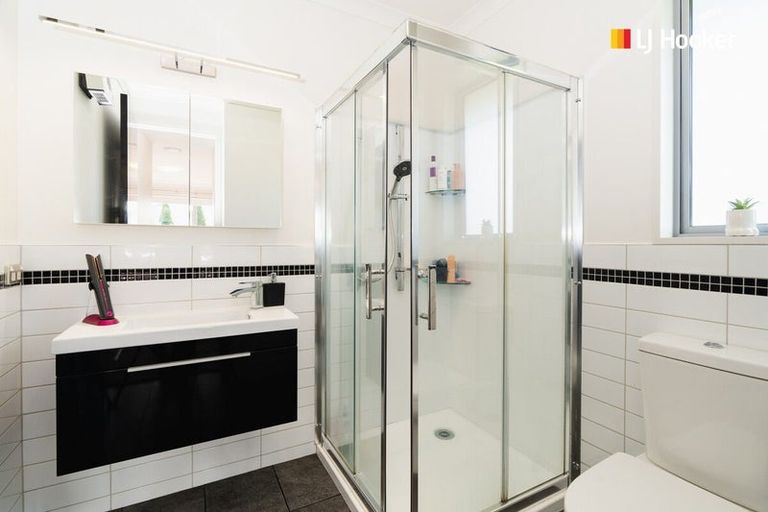 Photo of property in 17 Calluna Crescent, Mosgiel, 9024