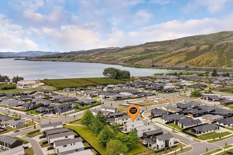 Photo of property in 28 Woods Crescent, Cromwell, 9310