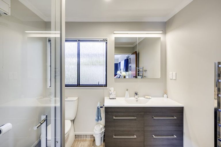 Photo of property in 12b Avondale Road, Taradale, Napier, 4112