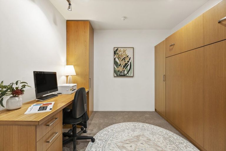 Photo of property in Chaffers Dock, 404/22 Herd Street, Te Aro, Wellington, 6011