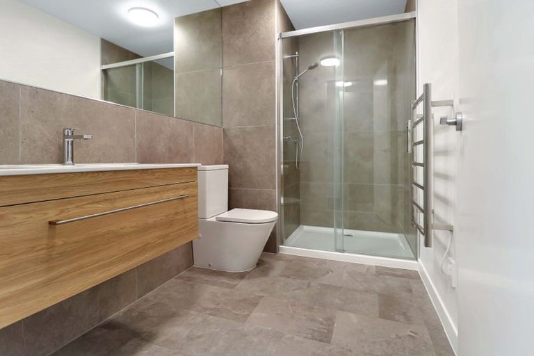 Photo of property in 3/67 Tiketike Way, Brooklyn, Wellington, 6021