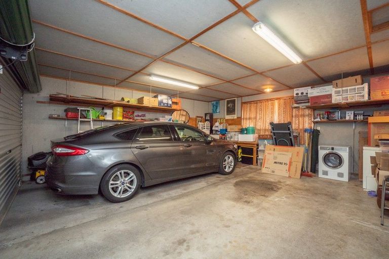 Photo of property in 15 Kimbolton Road, Feilding, 4702