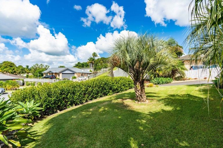 Photo of property in 11 Daviot Place, Te Kamo, Whangarei, 0112
