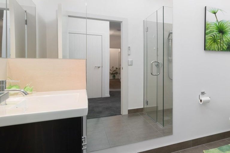 Photo of property in 40 Kelliher Drive, Wanaka, 9305