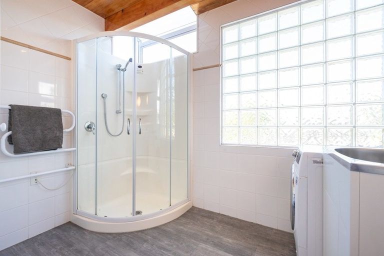 Photo of property in 8 Taranui Place, Mangawhai Heads, Mangawhai, 0505