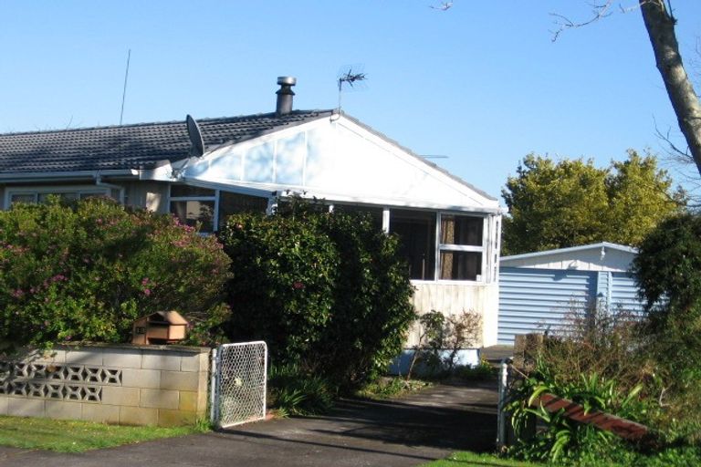 Photo of property in 13 Cooper Place, Papakura, 2110