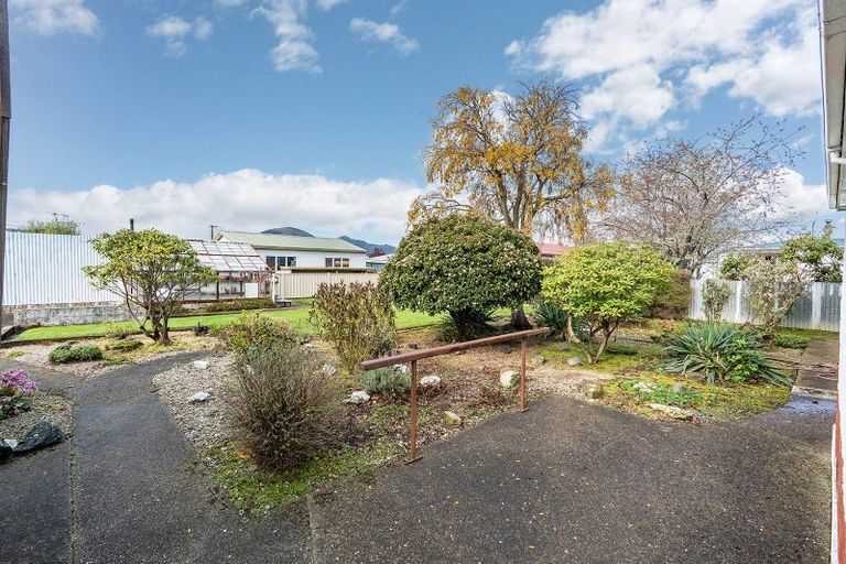 Photo of property in 5 Peat Place, Mosgiel, 9024