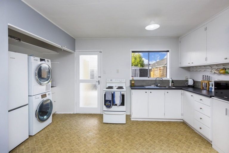 Photo of property in 9 Camp Street, Silverstream, Upper Hutt, 5019