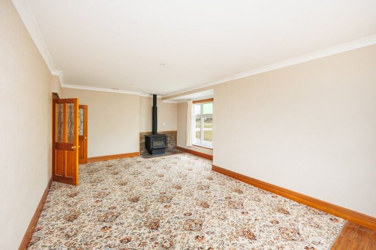 Photo of property in 10 Monteith Street, Halcombe, Feilding, 4779