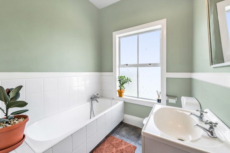 Photo of property in 11 Selwyn Street, Leeston, 7632