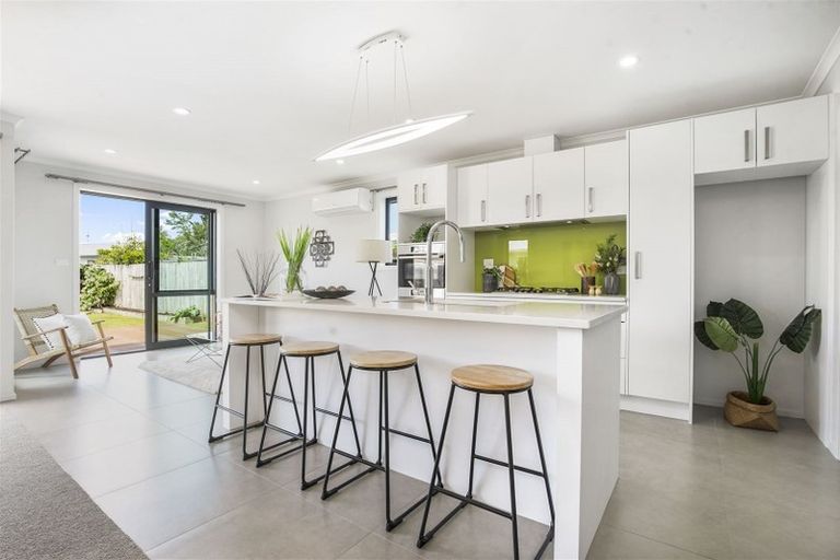 Photo of property in 18 Sheridan Street, Silverdale, Hamilton, 3216