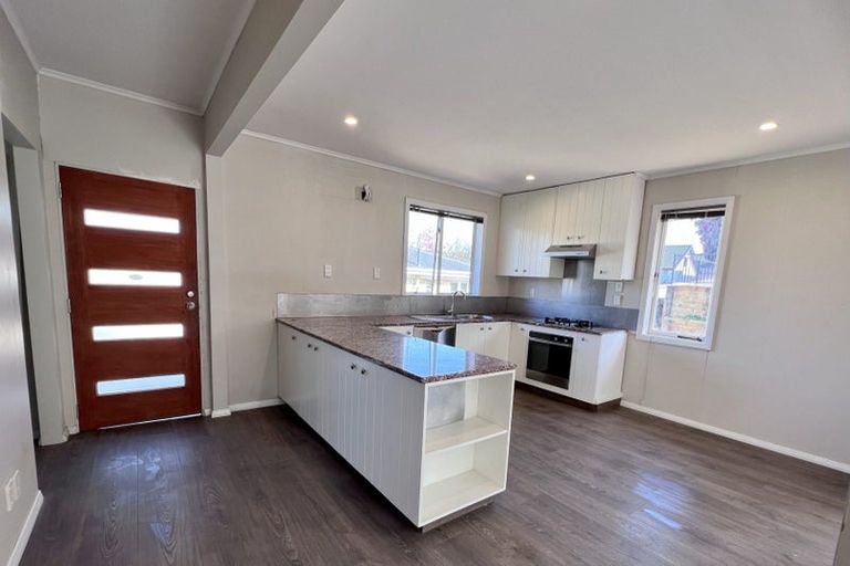 Photo of property in 30a Station Street, Alexandra, 9320