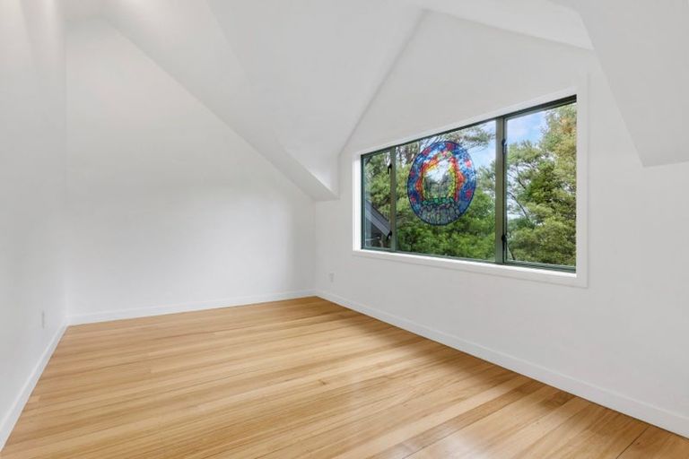 Photo of property in 20 Welsh Hills Road, Swanson, Auckland, 0614