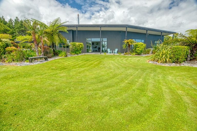 Photo of property in Infinity Eden Lodge, 15 Tasman View Road, Paroa, Greymouth, 7805
